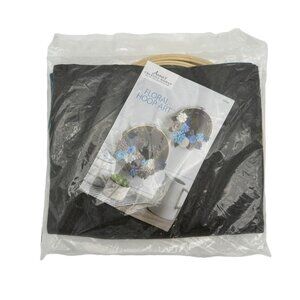 Annie’s Creative Woman Floral Hoop Art Felt Flowers Kit of Month Club CWC944 NIP